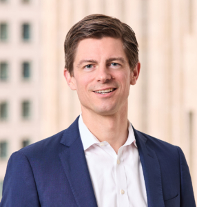Headshot for Ben Parsons